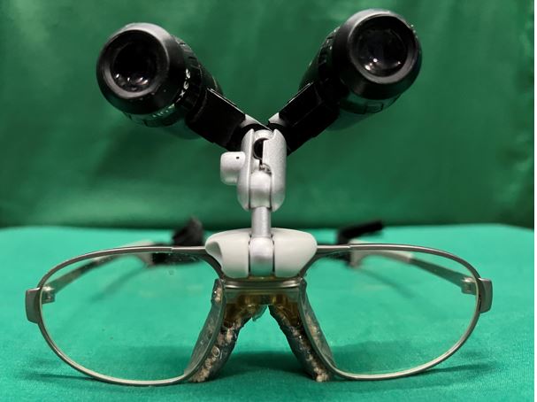 A Simple and Innovative Technique to Offload the Microsurgical Loupe